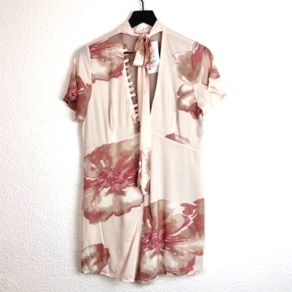 Honey Belle | NWT Floral Romper (Size L)